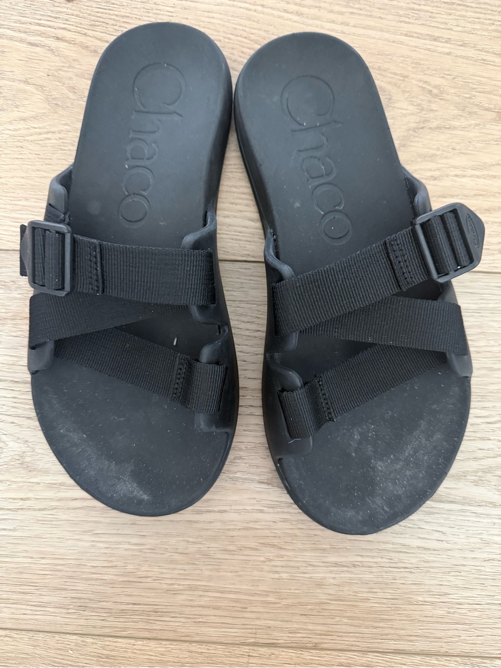 Chaco Men’s Size 10 Black Waterproof Slides Sandals Comfort Outdoor Travel